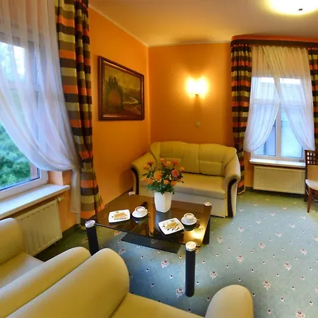 Panorama Szálloda Újszandec